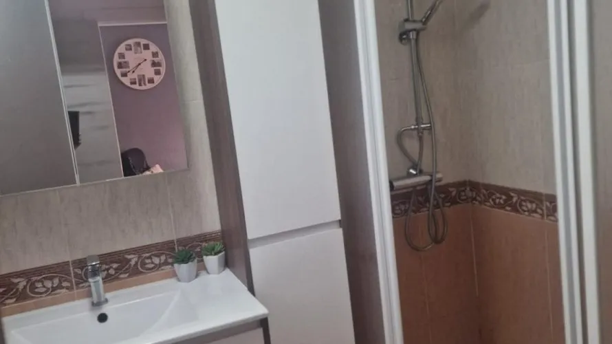 Apartamento de 3 dormitorios en Torrevieja, España No. 1163 № 2