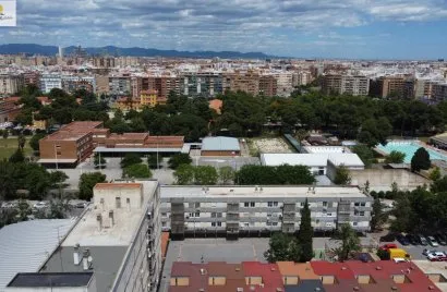 Apartamento de 1 dormitorio en Valencia, España No. 1752