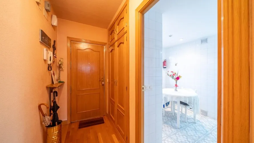 Apartamento de 2 dormitorios en Madrid, España No. 1636 № 21