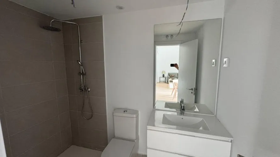 Ático de 2 dormitorios en Madrid, España No. 1417 № 1