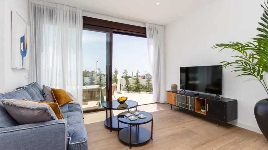 Apartamento de 4 dormitorios en Finestrat, España No. 1249 № 12