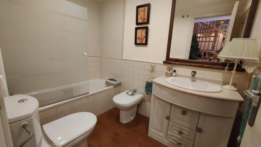 Apartamento de 2 dormitorios en Villajoyosa, España No. 1346 № 1