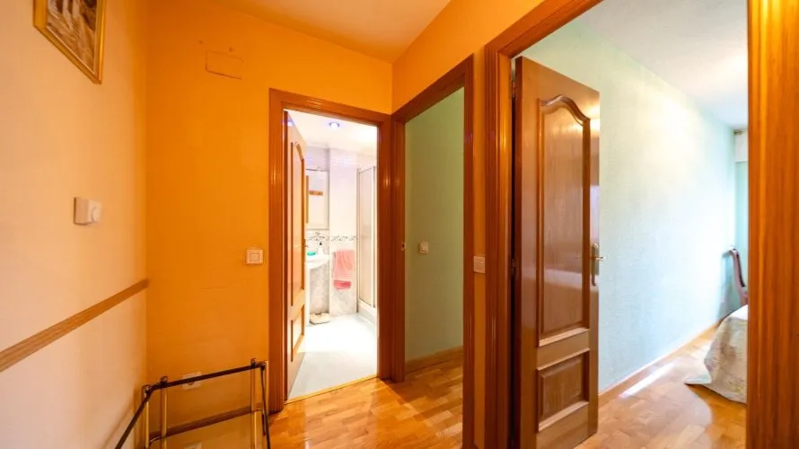 Apartamento de 2 dormitorios en Madrid, España No. 1636 № 17