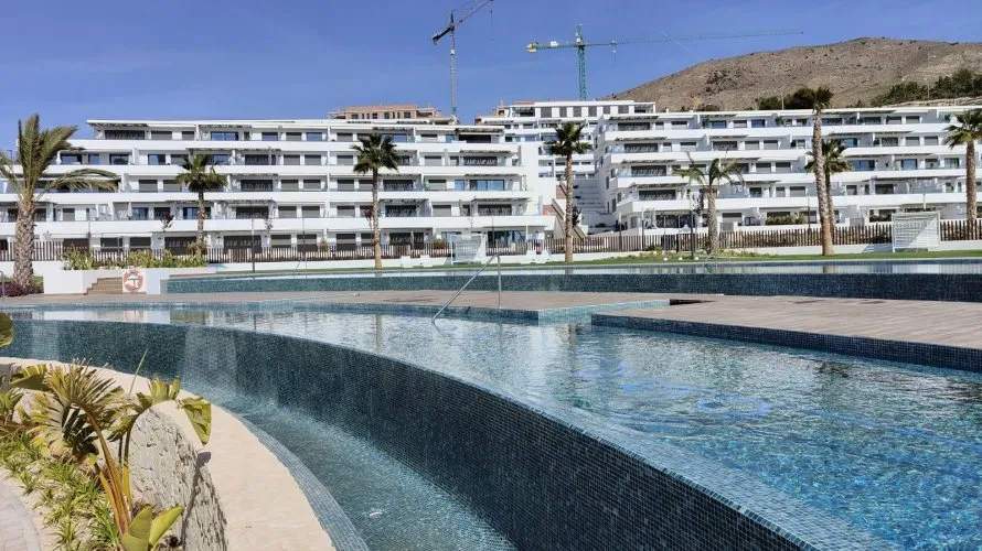 Apartamento de 2 dormitorios en Finestrat, España No. 1271 № 17