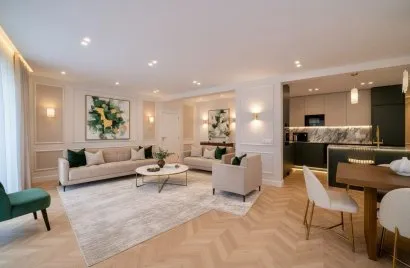 Apartamento de 2 dormitorios en Madrid, Spain No. 1446