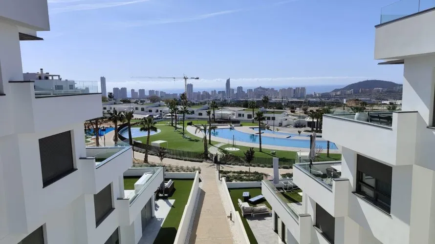 Apartamento de 2 dormitorios en Finestrat, España No. 1271 № 28