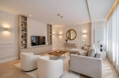 Apartamento de 2 dormitorios en Madrid, Spain No. 1449