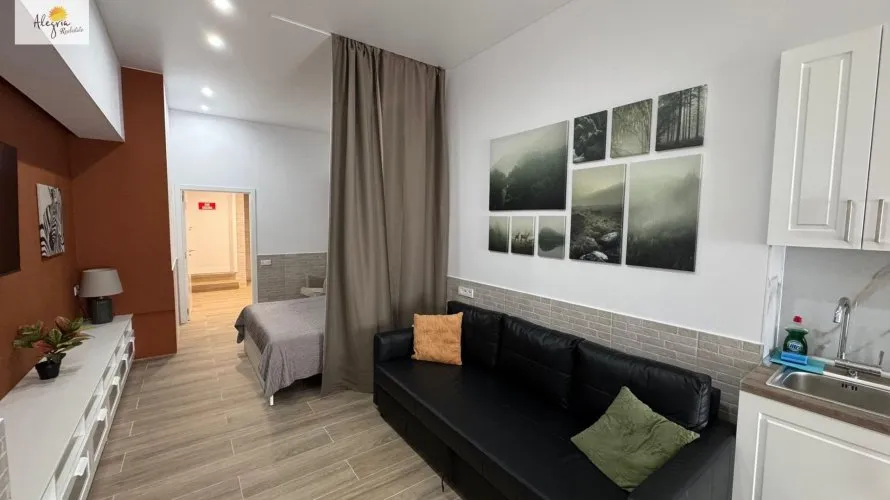 Apartamento de 1 dormitorio en Valencia, España No. 1497 № 2