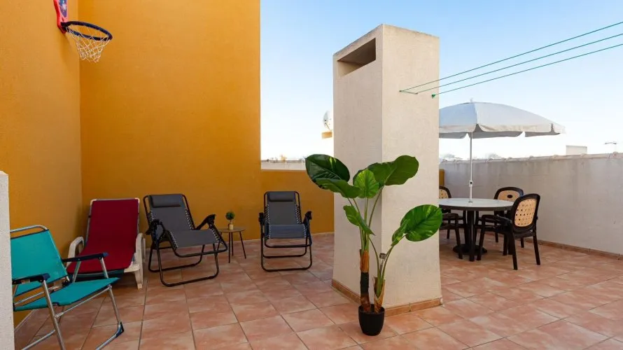 Apartamento de 2 dormitorios en Torrevieja, España No. 1315 № 21