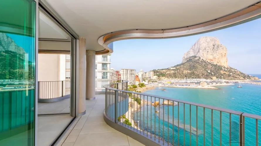 Apartamento de 4 dormitorios en Calpe, España No. 1320 № 4