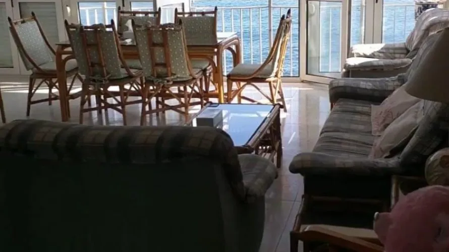 Apartamento de 4 dormitorios en Torrevieja, España No. 1082 № 13
