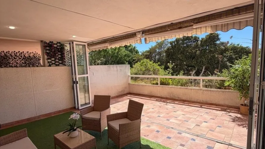 Apartamento de 2 dormitorios en Alicante, España No. 1768 № 23