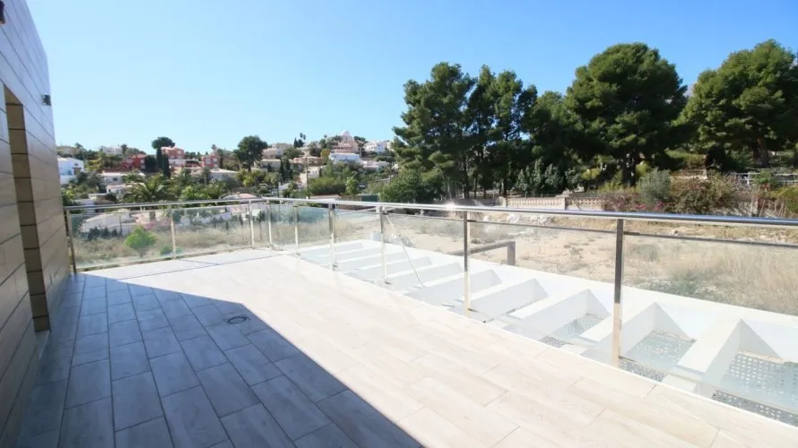 Apartamento de 4 dormitorios en La Torre, España No. 1198 № 1