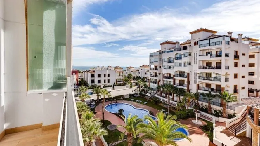 Apartamento de 3 dormitorios en Guardamar del Segura, España No. 1378 № 27