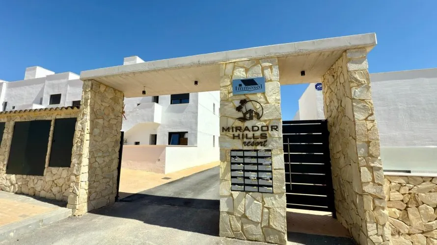 Ático de 2 dormitorios en Finestrat, España No. 1108 № 8