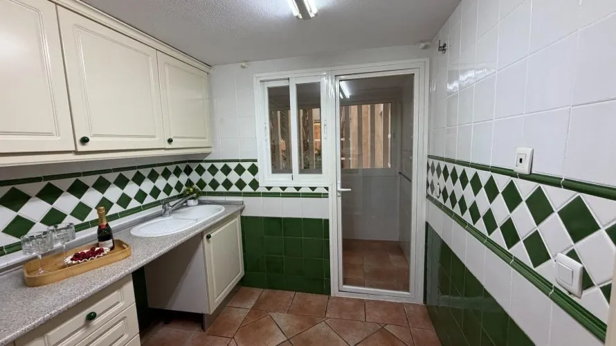 Apartamento de 2 dormitorios en Alicante, España No. 1768 № 28