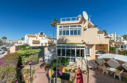 Apartamento de 73m² en Playa Flamenca II, España No. 1701