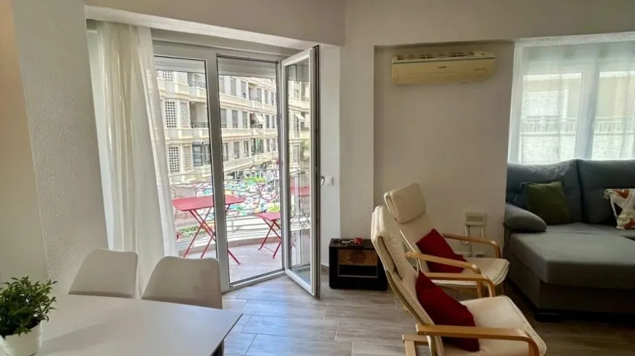 Apartamento de 3 dormitorios en Torrevieja, España No. 1736 № 19