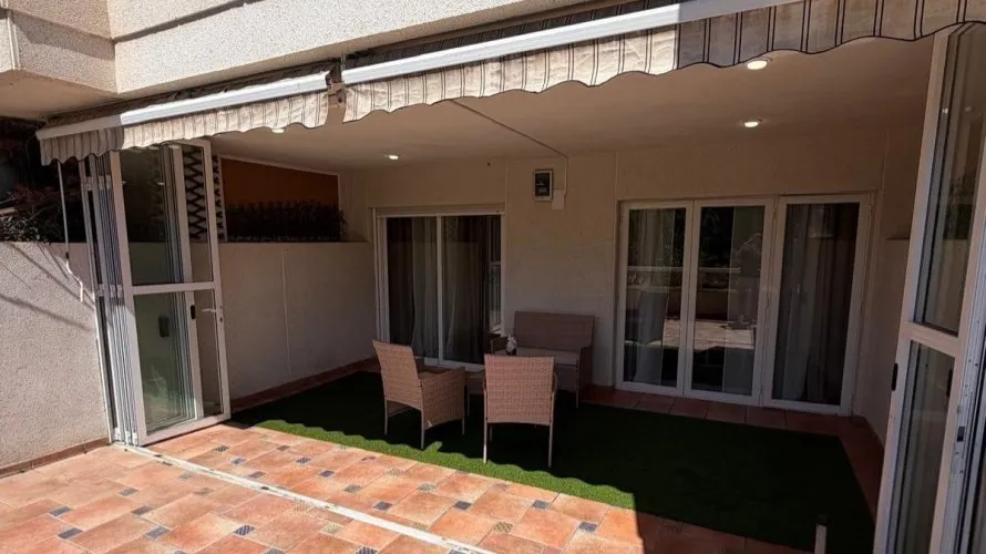 Apartamento de 2 dormitorios en Alicante, España No. 1768 № 20