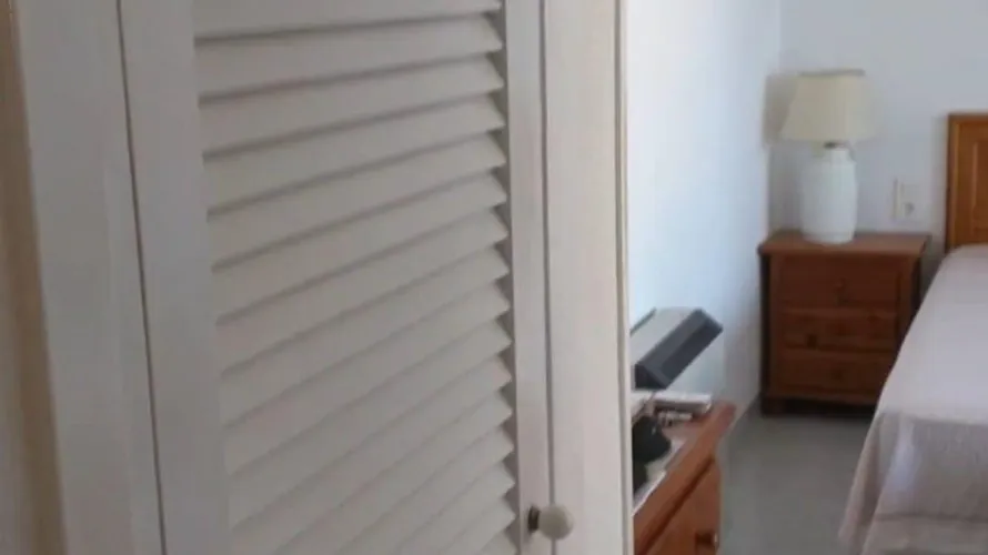 Apartamento de 4 dormitorios en Torrevieja, España No. 1082 № 4