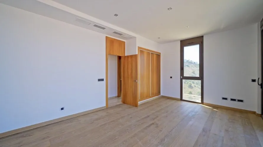 Apartamento de 4 dormitorios en Benidorm, España No. 1279 № 11