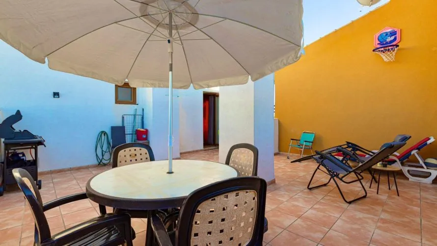 Apartamento de 2 dormitorios en Torrevieja, España No. 1315 № 19