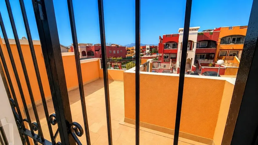 Apartamento de 95m² en La Florida, España No. 1769 № 5