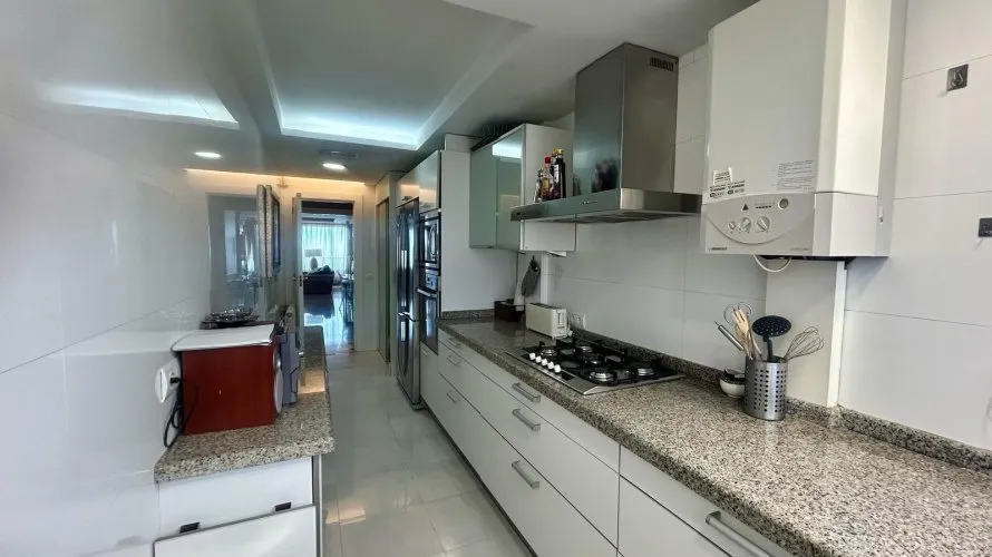 Apartamento de 3 dormitorios en Benidorm, España No. 1422 № 14