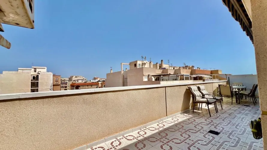 Ático de 3 dormitorios en La Mata, España No. 1096 № 24