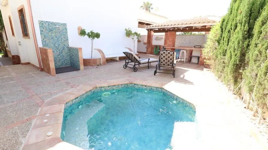 Apartamento de 4 dormitorios en Villamartin, España No. 1481 № 4