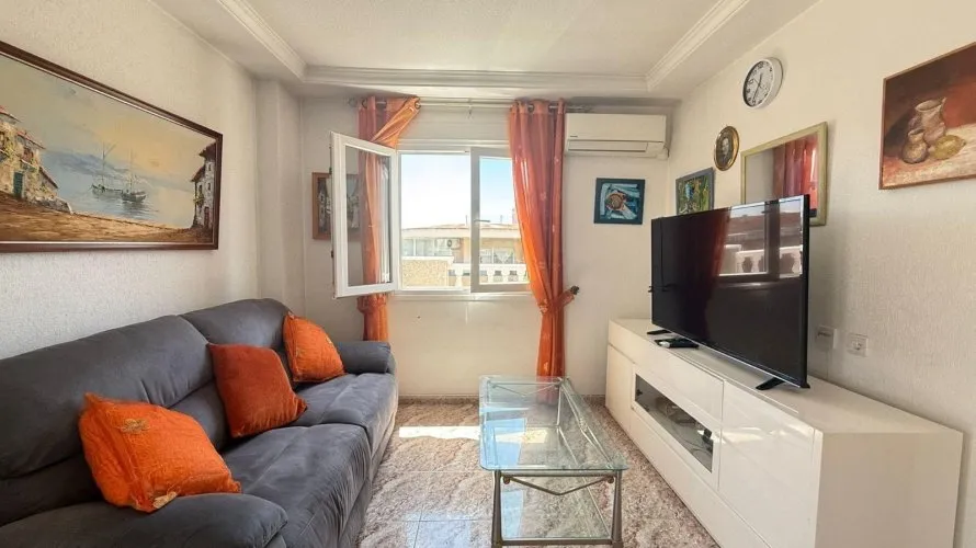 Ático de 2 dormitorios en Torrevieja, España No. 1753 № 6