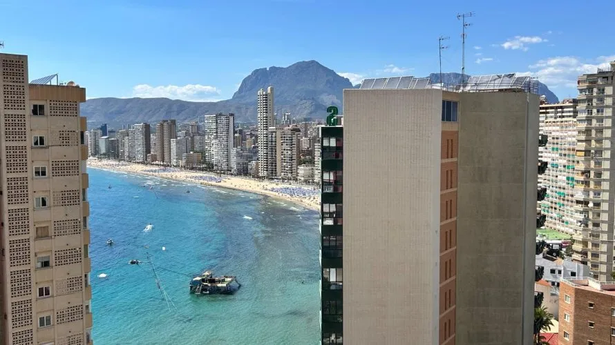 Apartamento de 1 dormitorio en Benidorm, España No. 1758 № 8