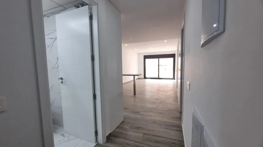 Apartamento de 3 dormitorios en Torrevieja, España No. 1078 № 23