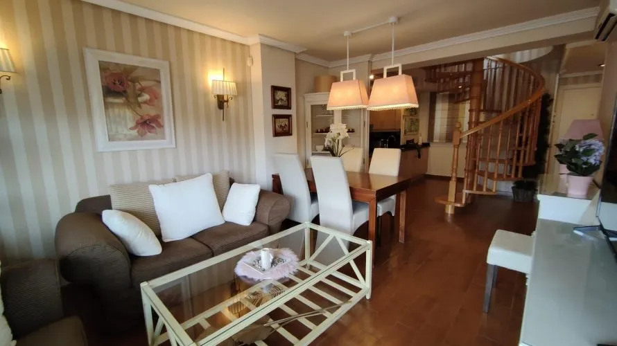 Apartamento de 2 dormitorios en Villajoyosa, España No. 1346 № 25