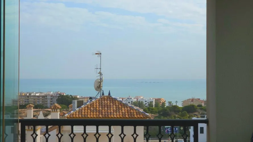 Apartamento de 3 dormitorios en Guardamar del Segura, España No. 1378 № 9