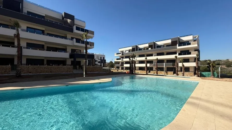 Ático de 2 dormitorios en Torrevieja, España No. 1610 № 7