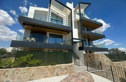 Apartamento de 2 dormitorios en Orihuela, España No. 1081
