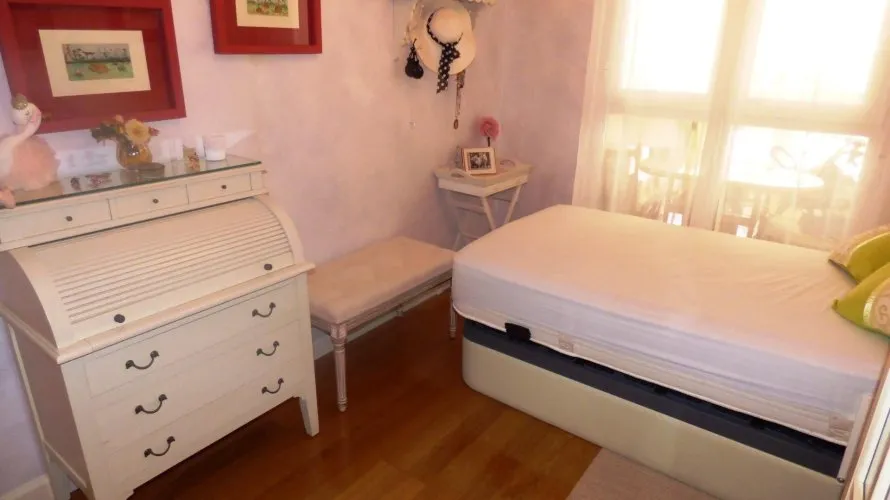 Apartamento de 3 dormitorios en Alicante, España No. 1730 № 4