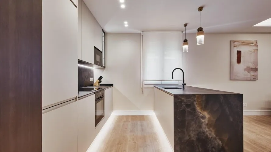 Apartamento de 3 dormitorios en Madrid, España No. 1767 № 2