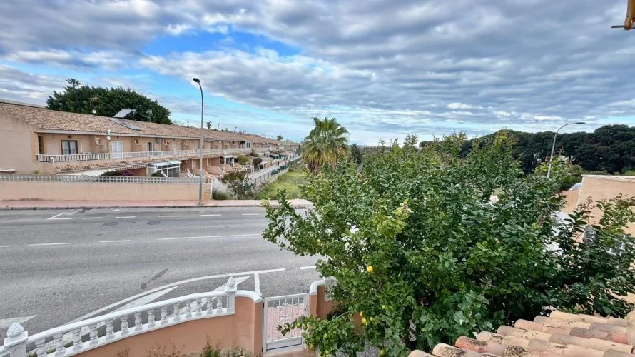 Apartamento de 3 dormitorios en Torrevieja, España No. 1639 № 23