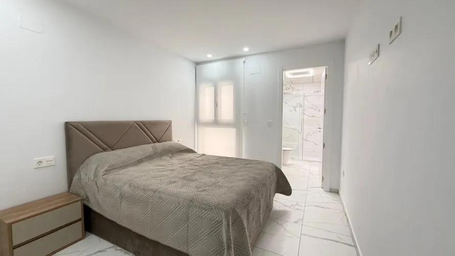 Apartamento de 2 dormitorios en Torrevieja, España No. 1609 № 3
