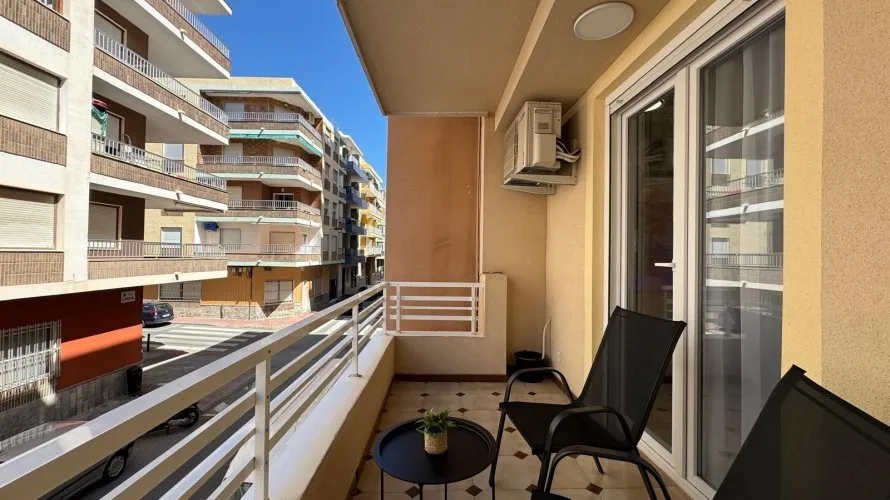 Apartamento de 3 dormitorios en Torrevieja, España No. 1105 № 10