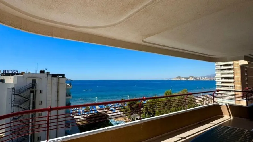 Apartamento de 2 dormitorios en Benidorm, España No. 1511 № 10