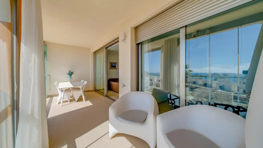 Apartamento de 2 dormitorios en Villajoyosa, España No. 1257 № 5