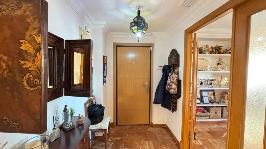 Apartamento de 4 dormitorios en Torrevieja, España No. 1134 № 27