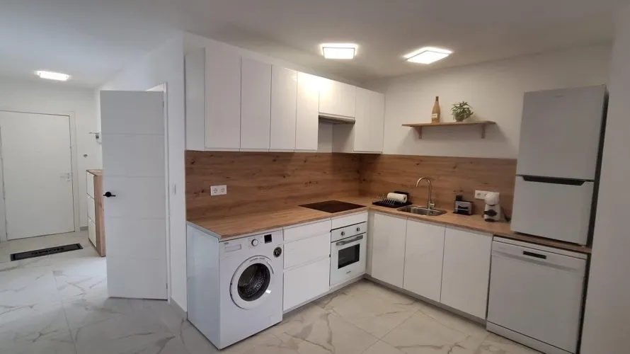 Apartamento de 1 dormitorio en Torrevieja, España No. 1660 № 6