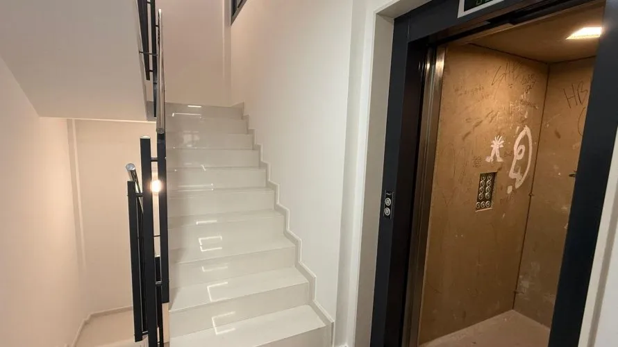 Apartamento de 2 dormitorios en Torrevieja, España No. 1135 № 19