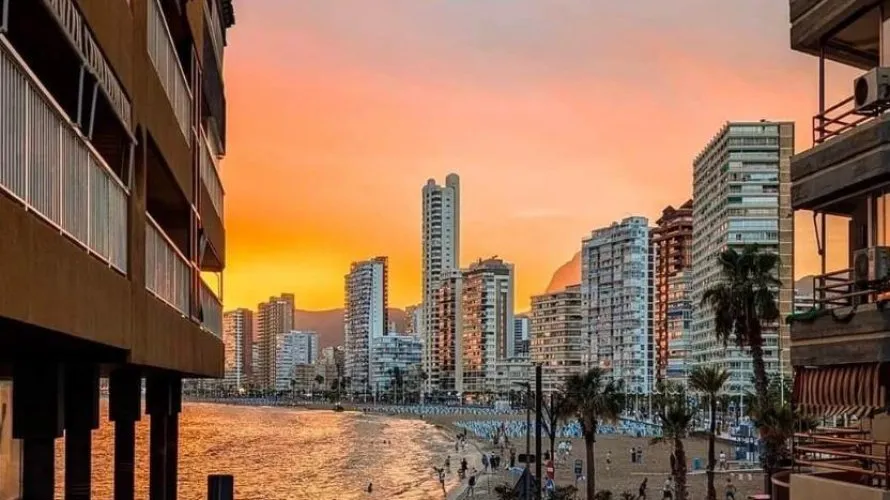 Apartamento de 1 dormitorio en Benidorm, España No. 1758 № 3