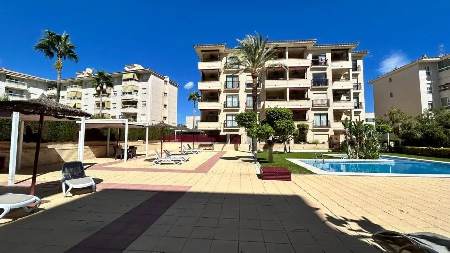 Apartamento de 80m² en Albir, España No. 1360 № 2