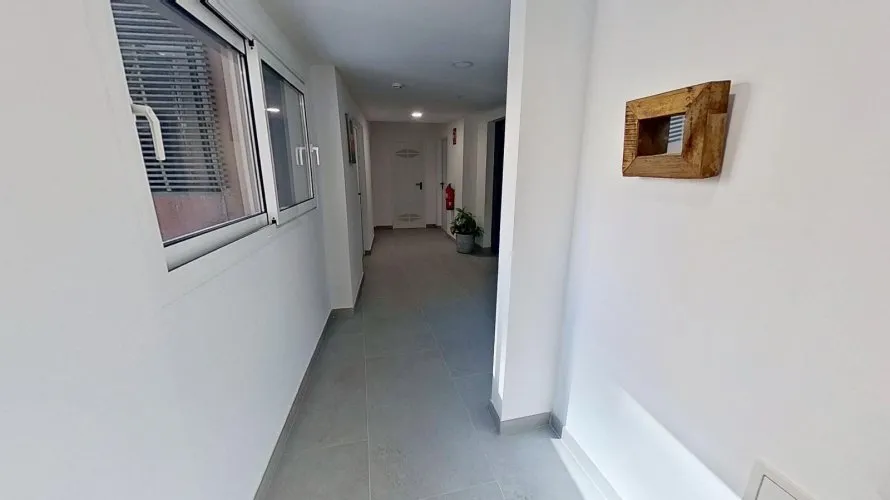 Apartamento de 2 dormitorios en Benidorm, España No. 1145 № 20